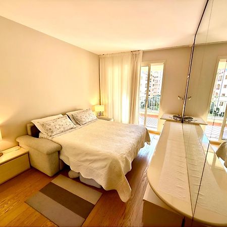 Monaco, Elegant & Quiet Renovated Apartment, In Fontvieille District, With Terrace & Pool, 15Min Walk To F1 Grand Prix Esterno foto