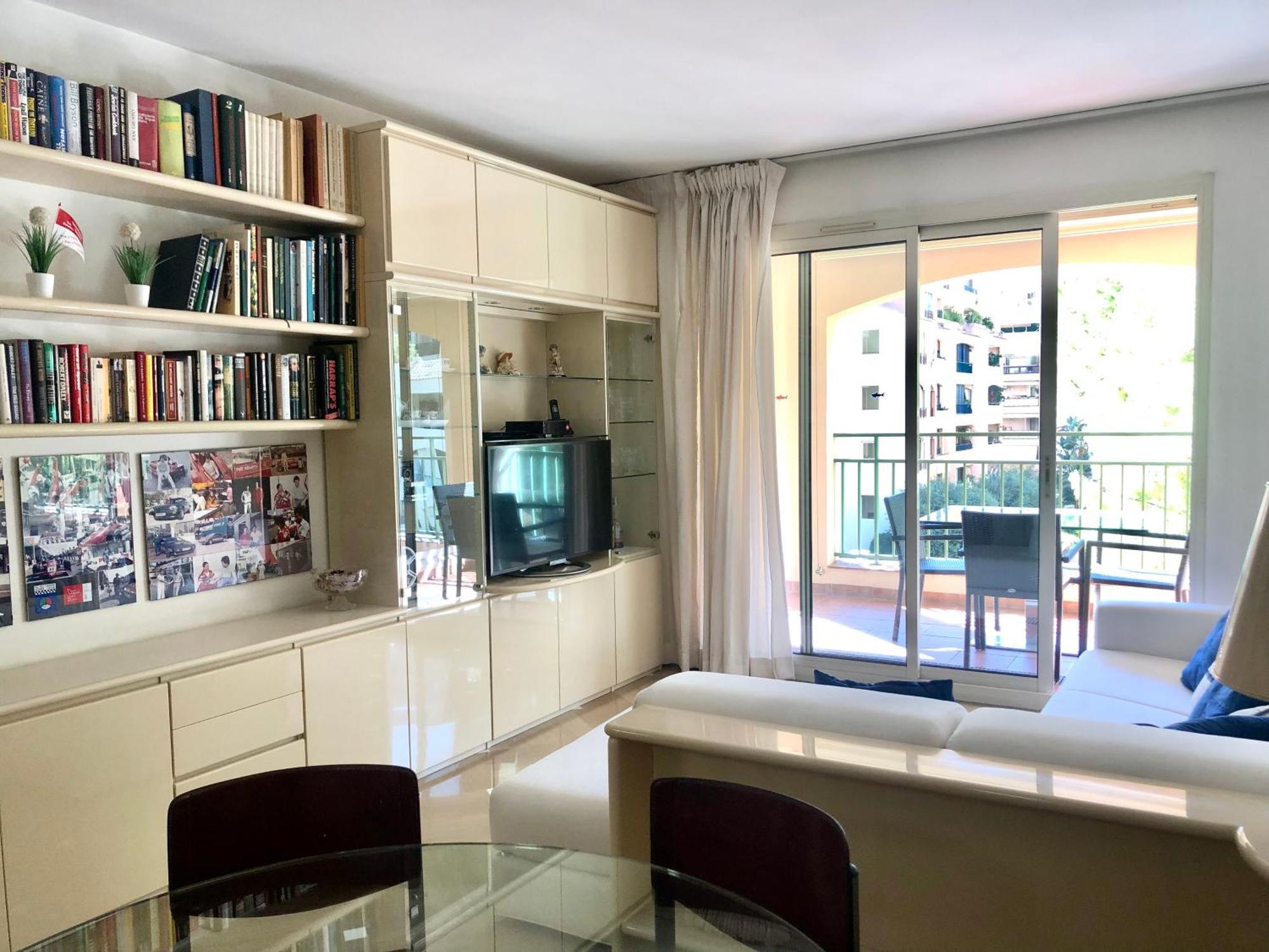 Monaco, Elegant & Quiet Renovated Apartment, In Fontvieille District, With Terrace & Pool, 15Min Walk To F1 Grand Prix Esterno foto