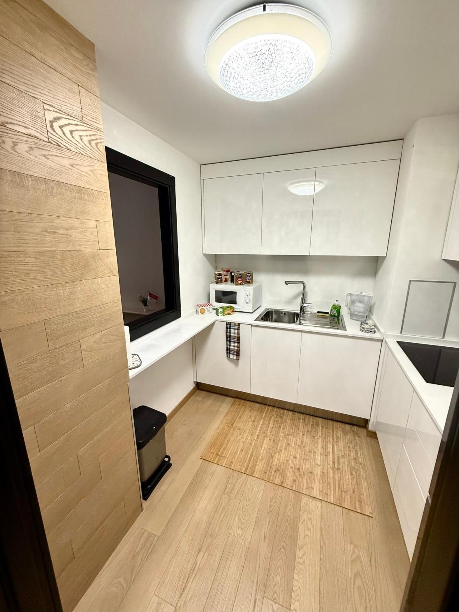 Monaco, Elegant & Quiet Renovated Apartment, In Fontvieille District, With Terrace & Pool, 15Min Walk To F1 Grand Prix Esterno foto