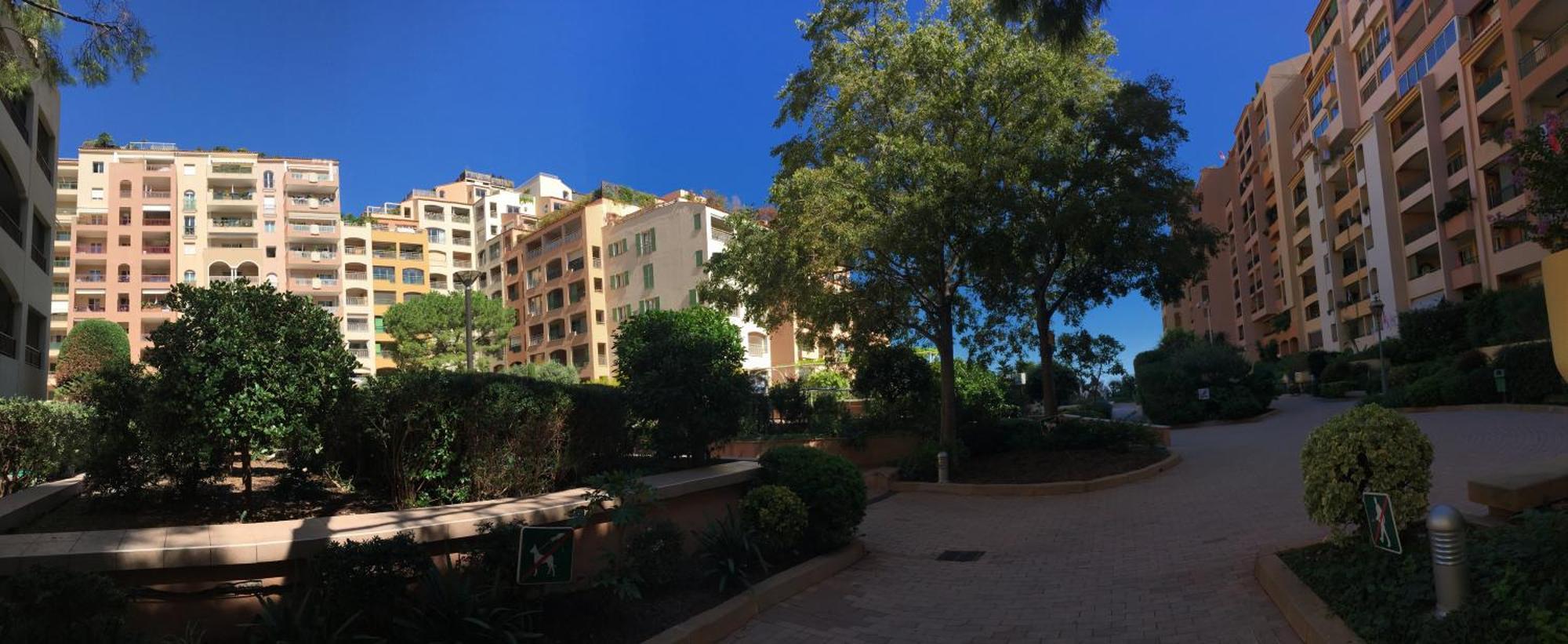Monaco, Elegant & Quiet Renovated Apartment, In Fontvieille District, With Terrace & Pool, 15Min Walk To F1 Grand Prix Esterno foto